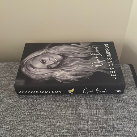 Jessica Simpson Open Book - Picture 2 of 4